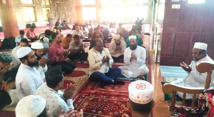 কাতারের সাবেক আমিরের মৃত্যুতে নোবিপ্রবিতে মিলাদ ও দোয়া